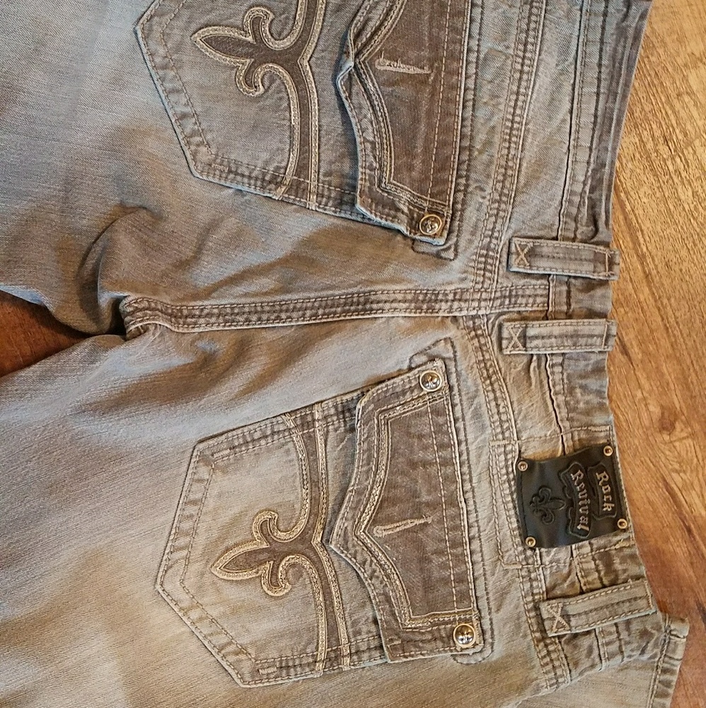 Men's rock revival jeans